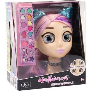 Nice Influencer Beauty and Style